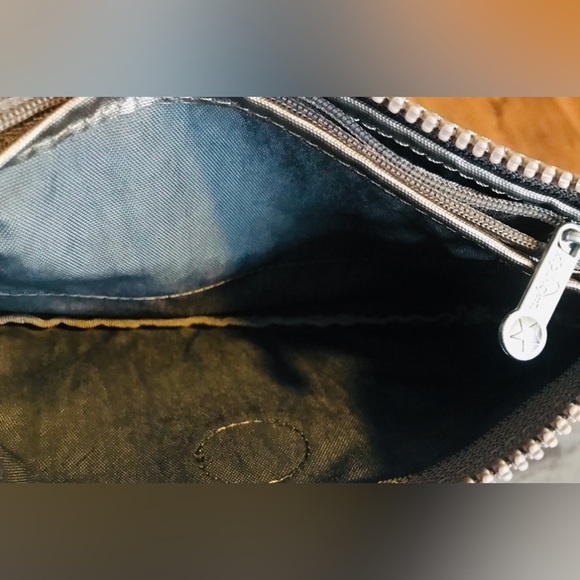 EUC Kipling Wallet/Makeup Pouch - Picture 11 of 11